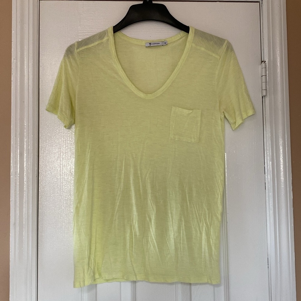 T Alexander Wang 80’s Neon Yellow Tee Short Sleeves Shirt
Pocket Front